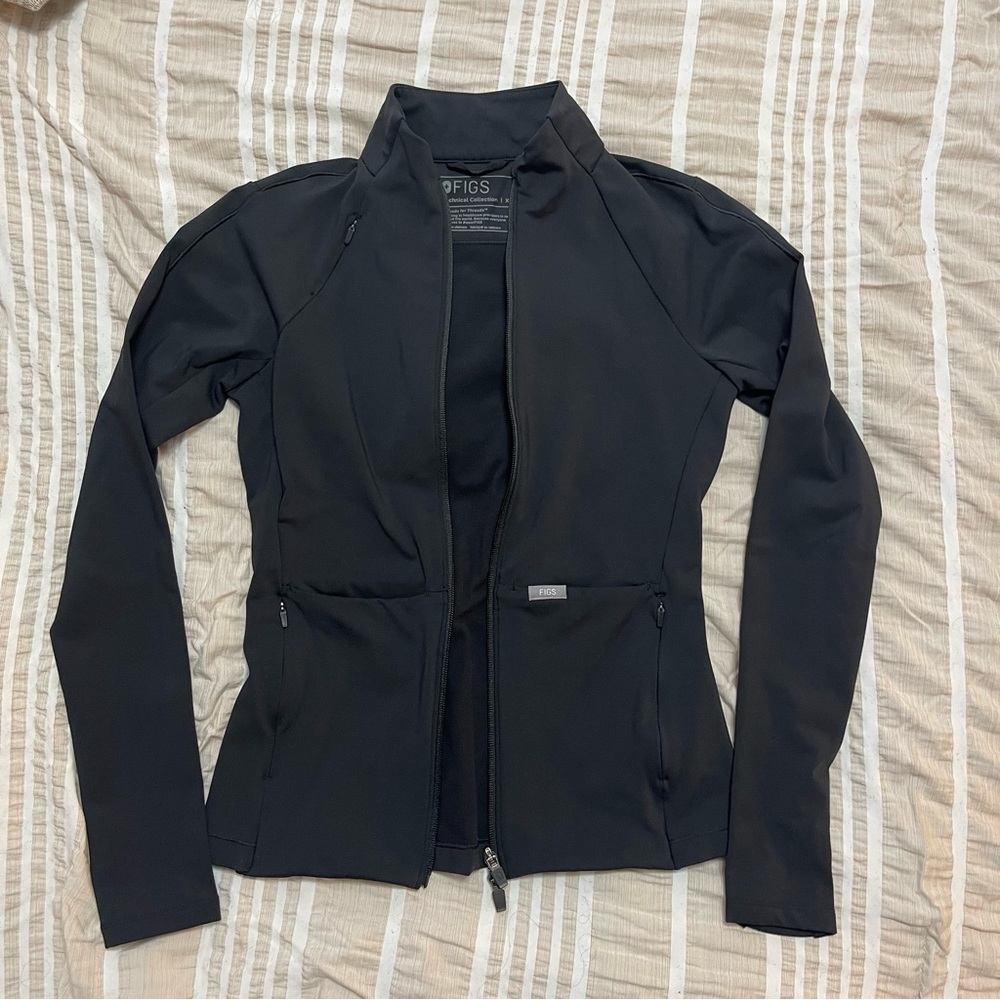 Black Contour knit figs scrub jacket - XS